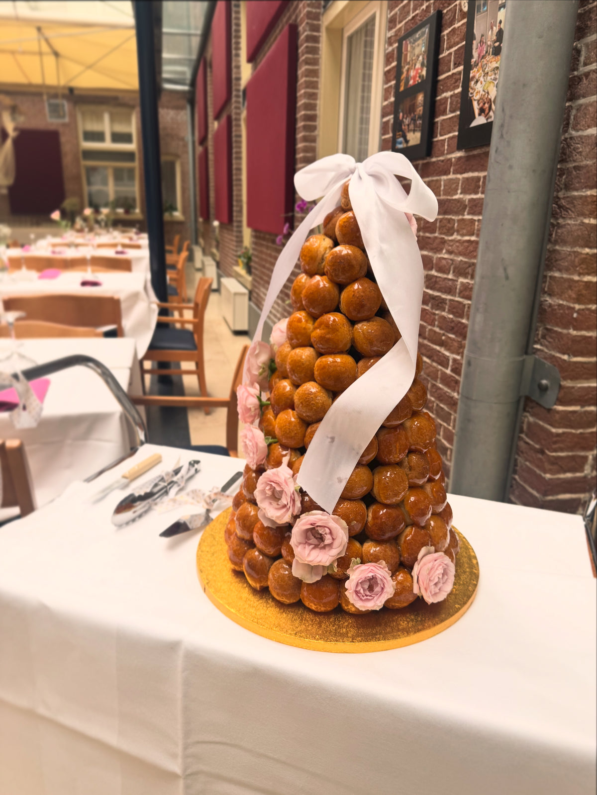 Croquembouche